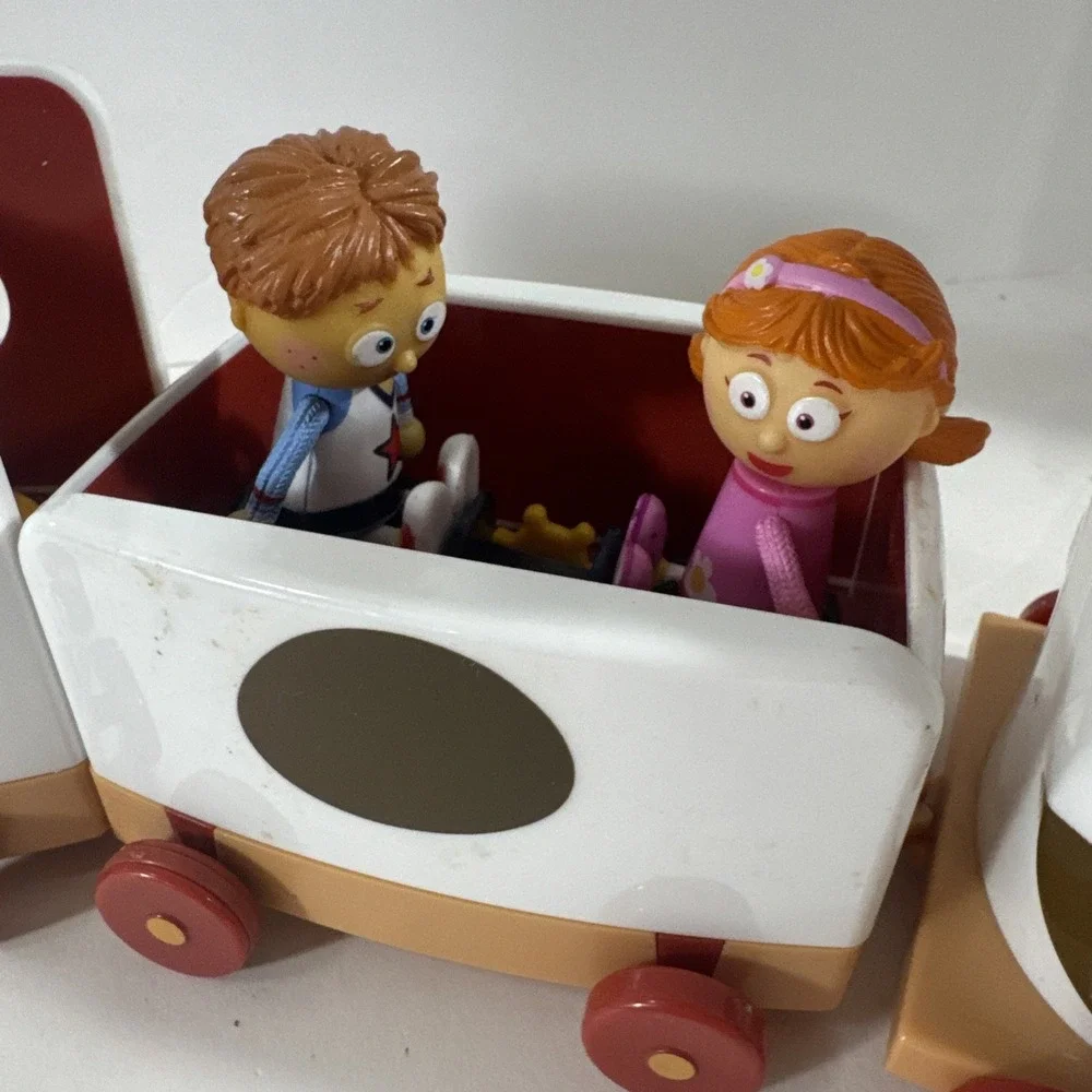 Tickety Toc Pufferty Dog Toys R Us Musical‎ Train w/ Figures Tested/Working